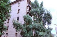 В Харькове грабитель выбросился с четвертого этажа, убегая от КОРДа