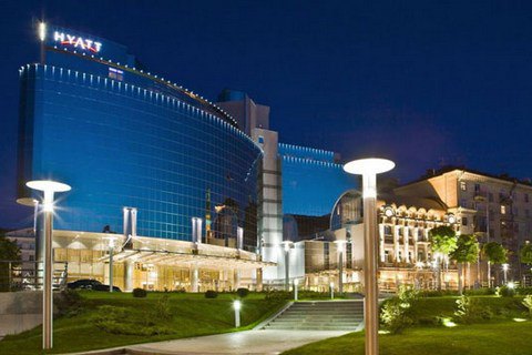 В киевском Hyatt двое южноафриканцев отравились устрицами