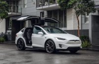 Tesla отзывает более 10 000 автомобилей из-за дефектов