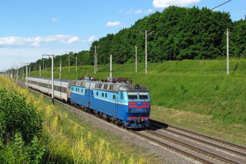 В Стрые подросток попал в реанимацию после попытки сделать селфи на крыше поезда