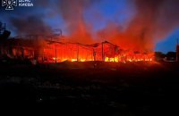 Головне за ніч та ранок суботи, 1 серпня: ракетна атака на Київ, понад 240 боєзіткнень, удар по багатоповерхівці в центрі Одеси