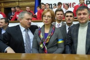 Депутаты предлагают дополнить Уголовный кодекс статьей за "политическое сутенерство"