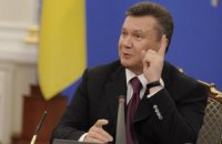 Янукович "обезглавил" три района в Киеве