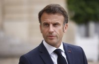 Макрон обговорював Україну з лідерами французьких партій. Вони занепокоєні через його політику "безмежної" підтримки Києва