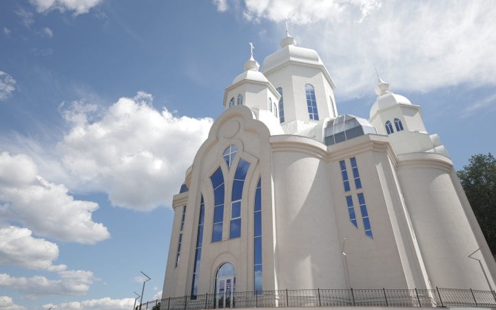 У Києві пройшов форум консервативних сил «35 років віри та свободи». Серед спікерів – Пенс, Келлог і Буданов