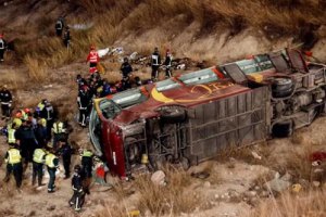 12 человек погибло в Испании в ДТП - разбился автобус