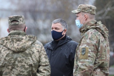 Военные готовы дать достойный отпор "российскому бешеном псу", - Аваков