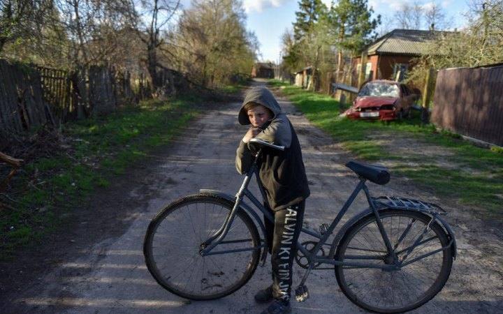 На Донеччині залишаються 350 дітей, які підлягають примусовій евакуації