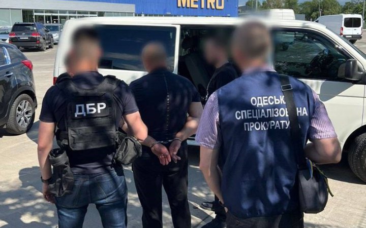 На Одещині викрили військовослужбовця, який за $4500 обіцяв бійцю переведення в тилову частину 