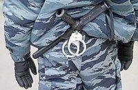 Сотрудники УБОП проводят обыск в центральном отделении Надра Банка