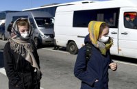 Минздрав: маски не защищают от вируса, но в магазине надевать нужно