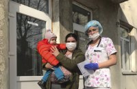 За добу в Україні зафіксували 8 003 нових випадків ковіду