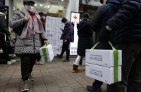 Число жертв коронавируса в Китае превысило 900 человек