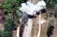 Миколаївські десантники знищили ворожий шляхопрокладач БАТ-2