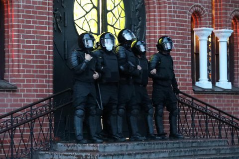 Беларусь сократит дипмиссию посольства США из-за американских санкций 