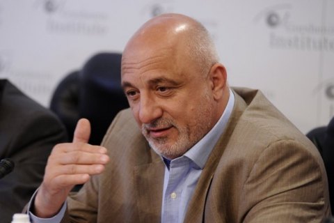 Плачков назвал необходимые условия для развития экономики