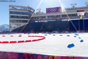 Организаторы изменили биатлонную трассу под россиянок? 