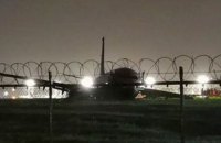 Самолет с 141 пассажиром и экипажем эвакуировали во Франции из-за предполагаемой вспышки холеры