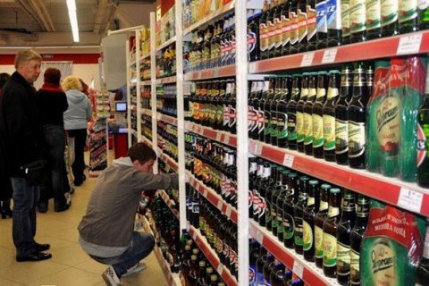 Рада резко повысила акцизы на алкоголь и сигареты