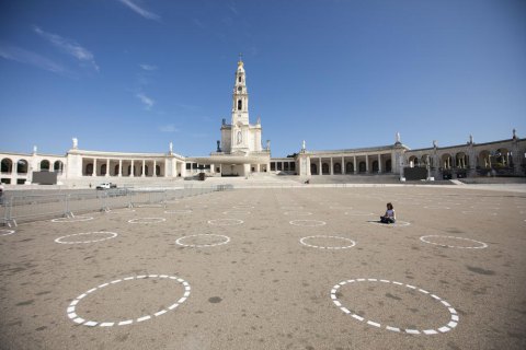 В Португалии вводят жесткий локдаун из-за третьей волны COVID-19