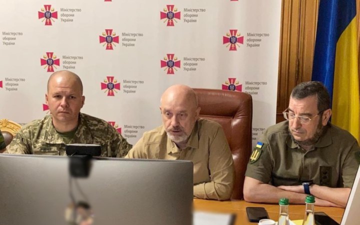 Резніков про підсумки "Рамштайн-4": нові HIMARS, навчання наших бійців і більше зброї, яку на полі бою відчують на собі росіяни