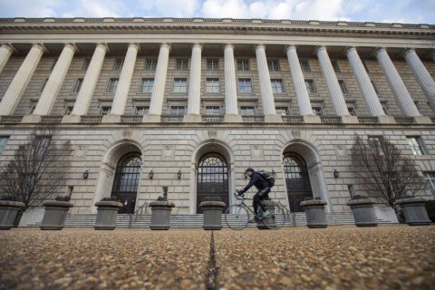 Депутати відкрили США доступ до інформації про рахунки американських громадян в Україні