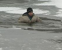 За 3 месяца на водоемах Днепропетровщины утонули 9 человек