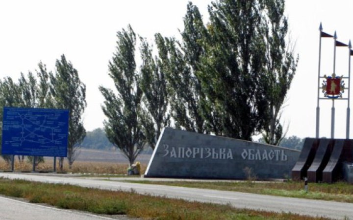 Окупанти вдарили по автобусу у Запорізькому районі, поранено чоловіка