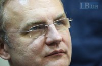 Садовий скликав оперативний штаб через рекордне зростання хворих у Львівській області