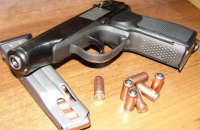Двоє людей поранено внаслідок стрілянини у Києві