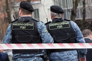 В центре Чернигова обезвредили похожий на взрывчатку предмет