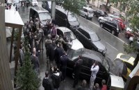 ГПУ виклала відео сутички зі спецназом НАБУ