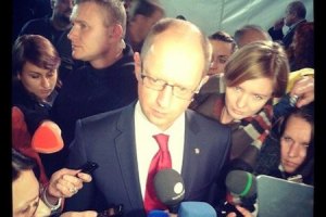 Яценюк намекнул, что выборы президента Украины не будут честными