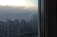 Столичные Позняки и Осокорки затянуло дымом из-за возгорания торфа 