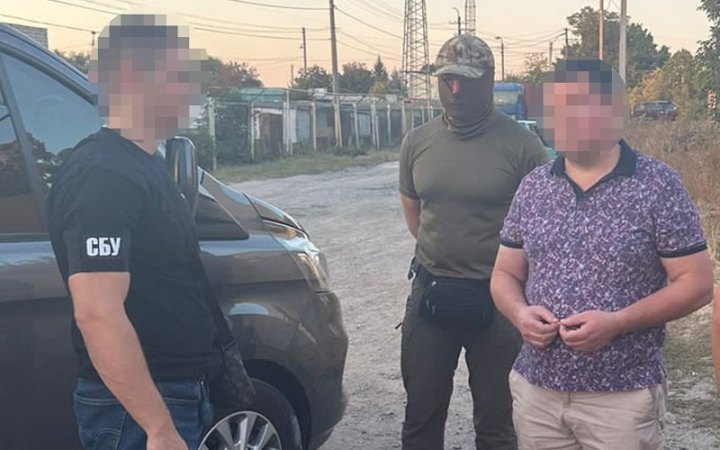 Очільника райсуду на Одещині викрли на хабарі