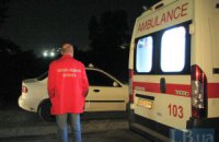 В Днепропетровске возле супермаркета подорвались два подростка