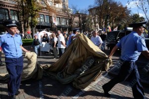 Милиция отпустила пятерых задержанных после вчерашней потасовки с «Беркутом» 