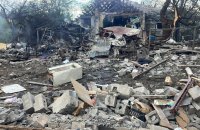 За добу росіяни 19 разів обстріляли Донеччину, пошкоджено будинки та авто
