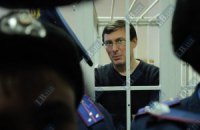 После встречи с Луценко Квасьневский и Кокс поехали к Портнову и Януковичу