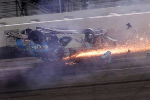В самой престижной гонке NASCAR - "Дайтоне 500" произошла тяжелая авария
