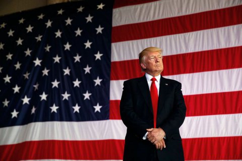 Трамп повідомив про плани скасувати лотерею з видавання Green Card