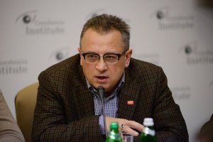 Власенко не является угрозой для  Януковича, - "УДАР"
