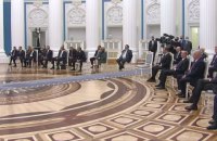 В Кремле признали, что заседание Совбеза по Донбассу показали в записи