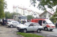 Мусоровоз сбил насмерть двух женщин во Львове