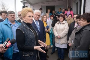 За 3-5 лет Украина полностью обновит парк "скорых", - Богатырева