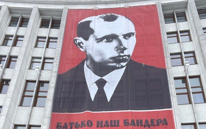 Більшість українців впевнені у необхідності "здорового націоналізму", - опитування