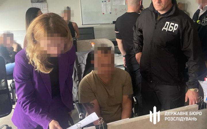 Нардеп Арістов, який відпочивав на Мальдівах, отримав підозру за службове підроблення, - СБУ