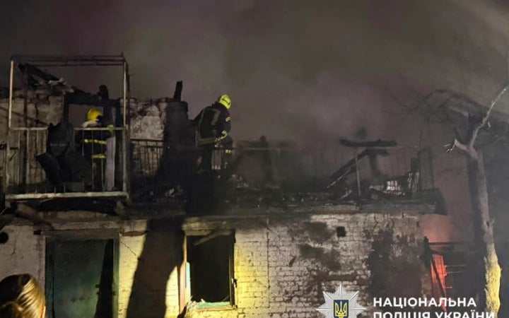 Росіяни атакували дронами Чернігів: серед постраждалих - діти (доповнено)