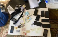 На Київщині затримали банду, яка викрадала елітні авто 