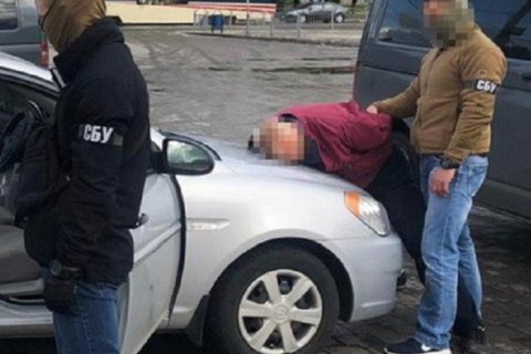 ​​СБУ задержала офицера запаса ВСУ, завербованного ФСБ на встрече выпускников в России